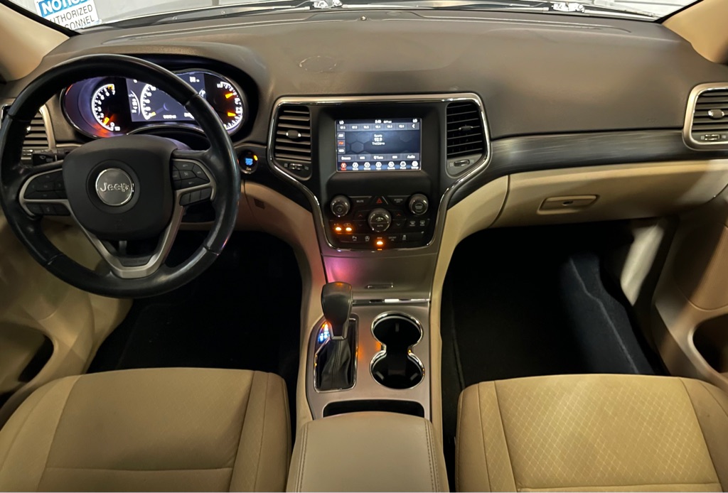 Photo 15 of this JEEP GRAND CHEROKEE