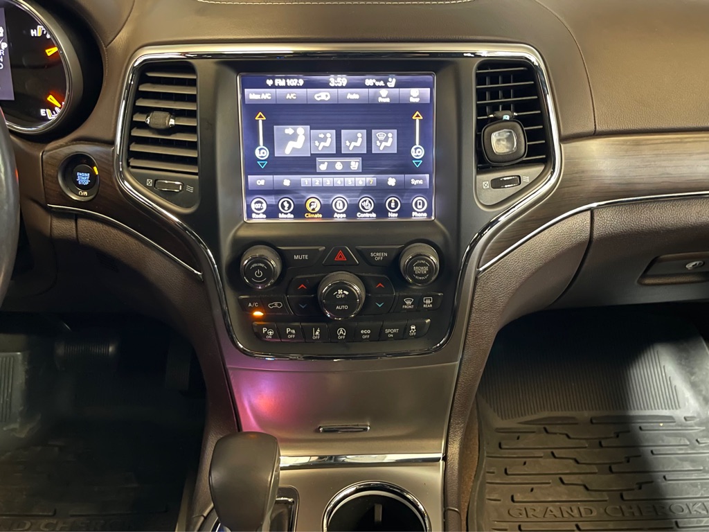 Photo 13 of this JEEP GRAND CHEROKEE