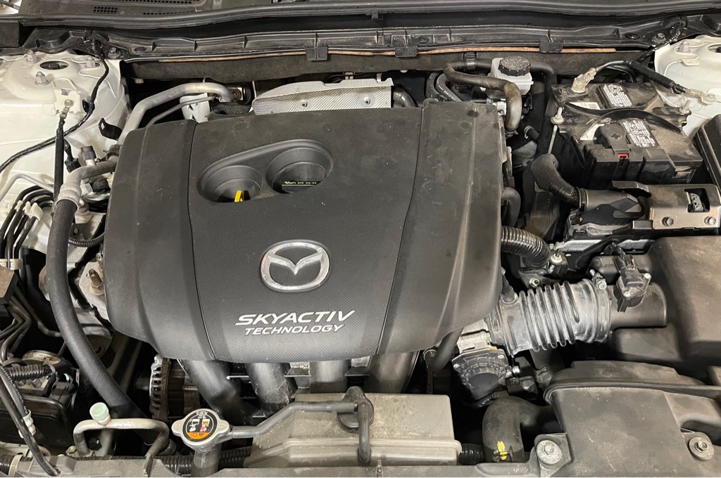 Photo 8 of this MAZDA MAZDA3