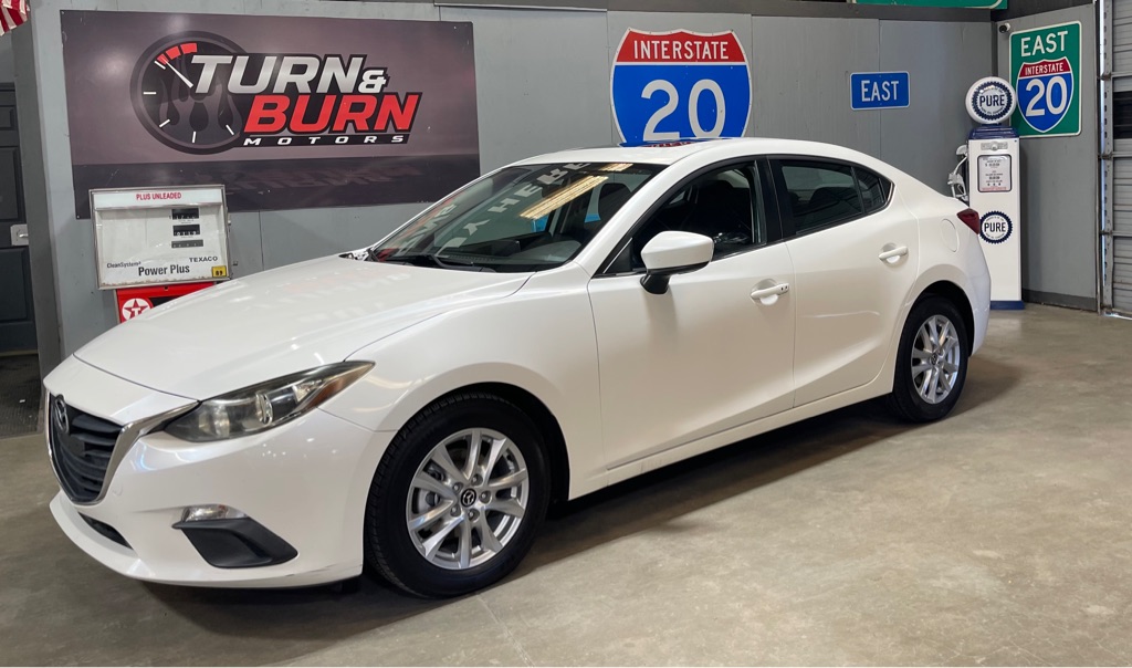 Photo 3 of this MAZDA MAZDA3