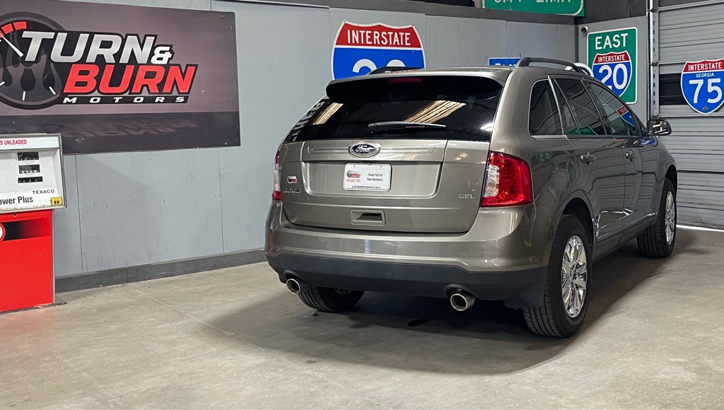 Photo 4 of this FORD EDGE
