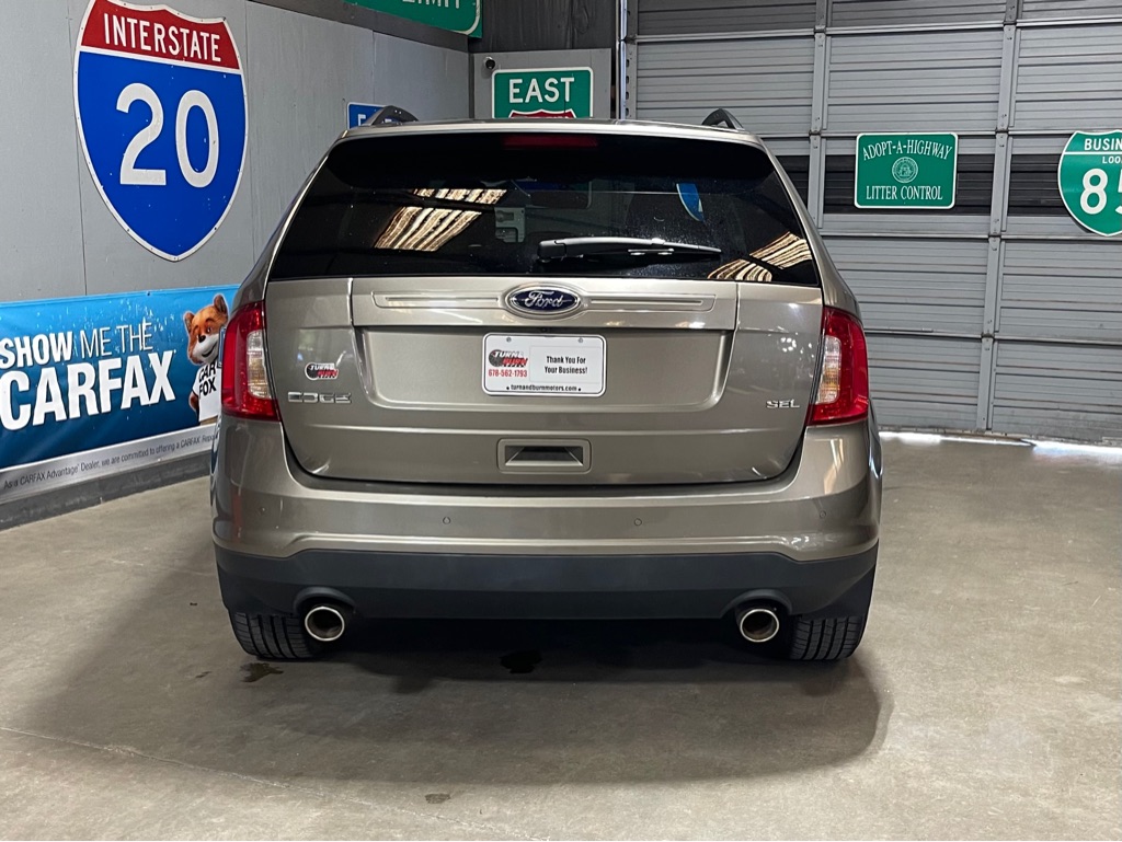 Photo 6 of this FORD EDGE