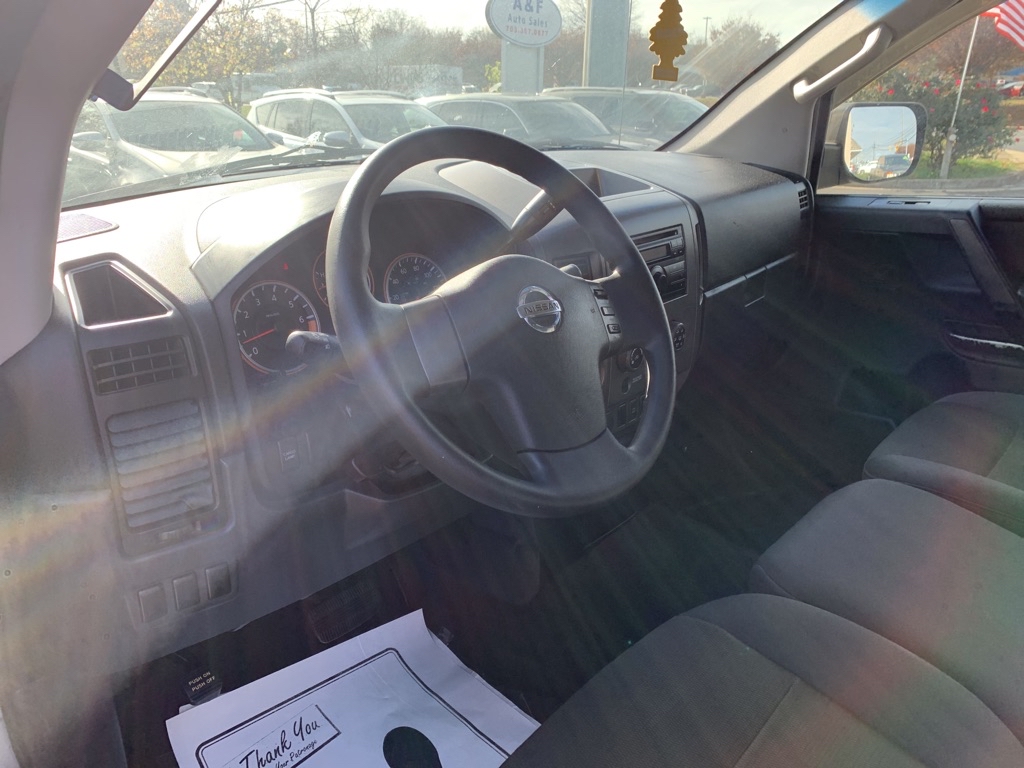 Photo 13 of this NISSAN TITAN