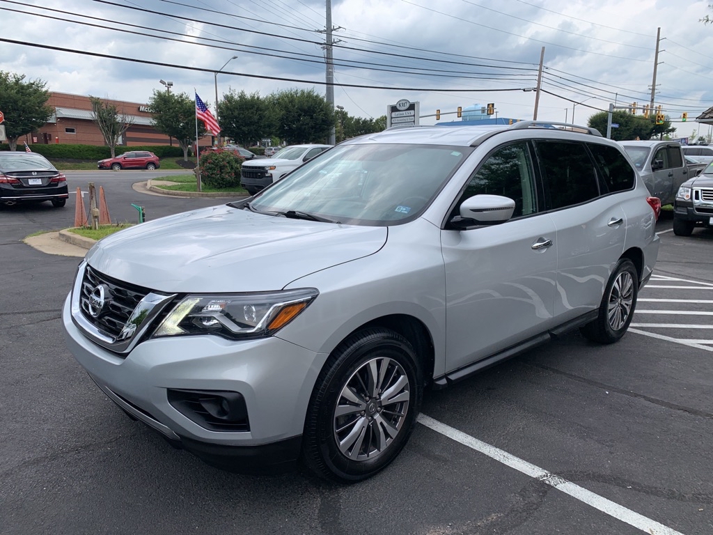 Photo 3 of this NISSAN PATHFINDER