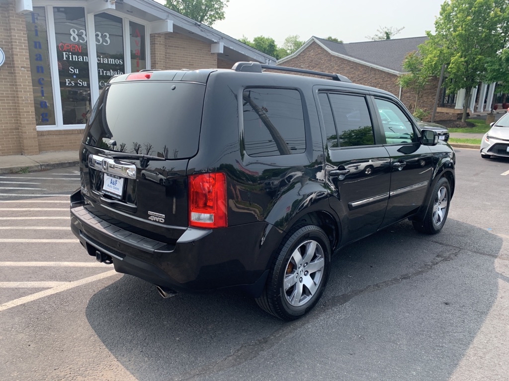 Photo 9 of this HONDA PILOT
