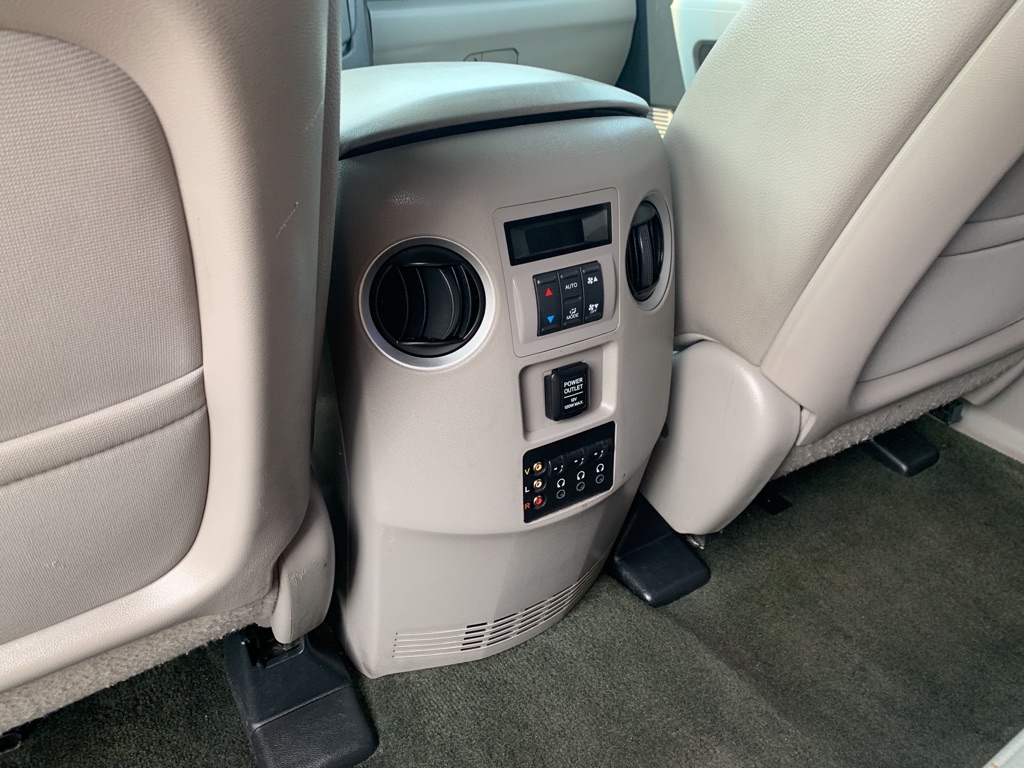 Photo 16 of this HONDA PILOT