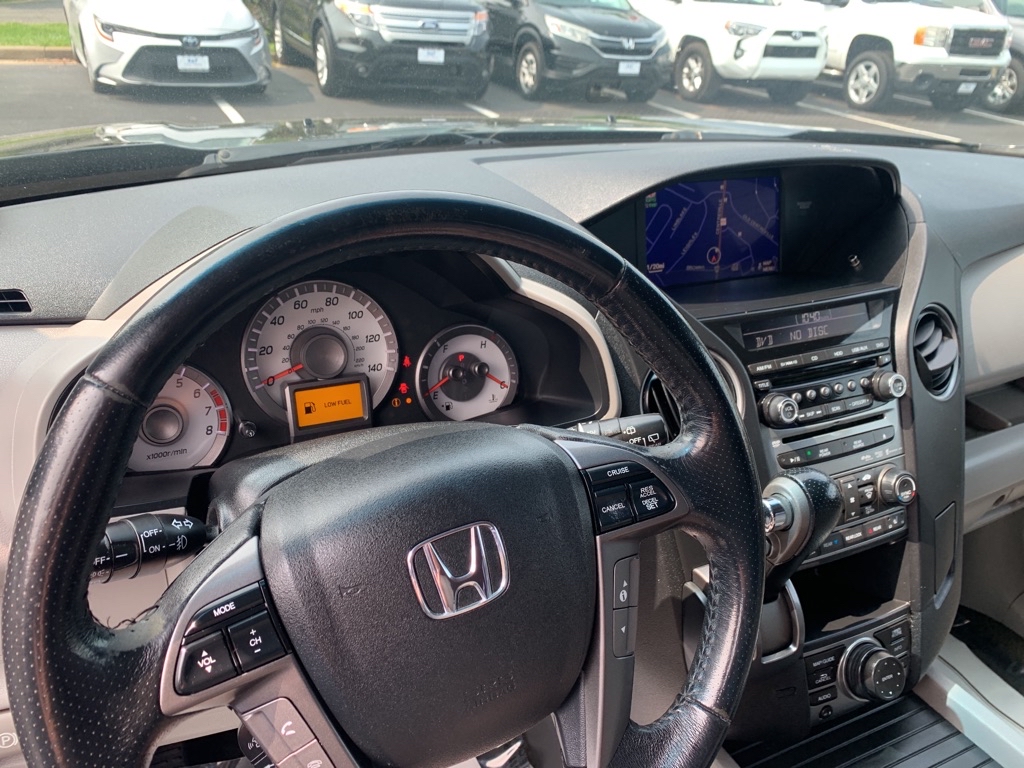 Photo 19 of this HONDA PILOT