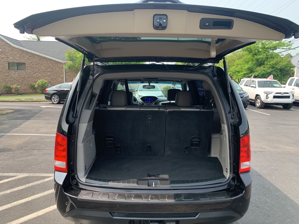 Photo 7 of this HONDA PILOT