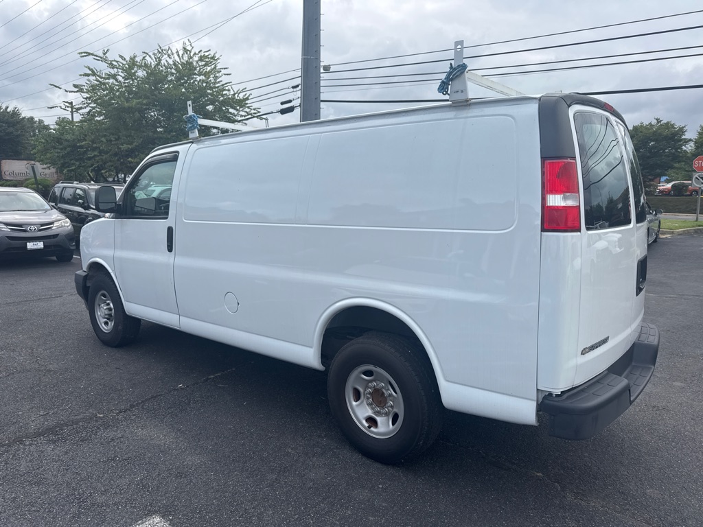 Photo 5 of this CHEVROLET EXPRESS G2500