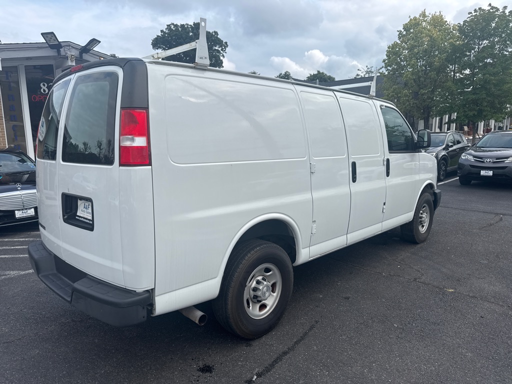 Photo 7 of this CHEVROLET EXPRESS G2500