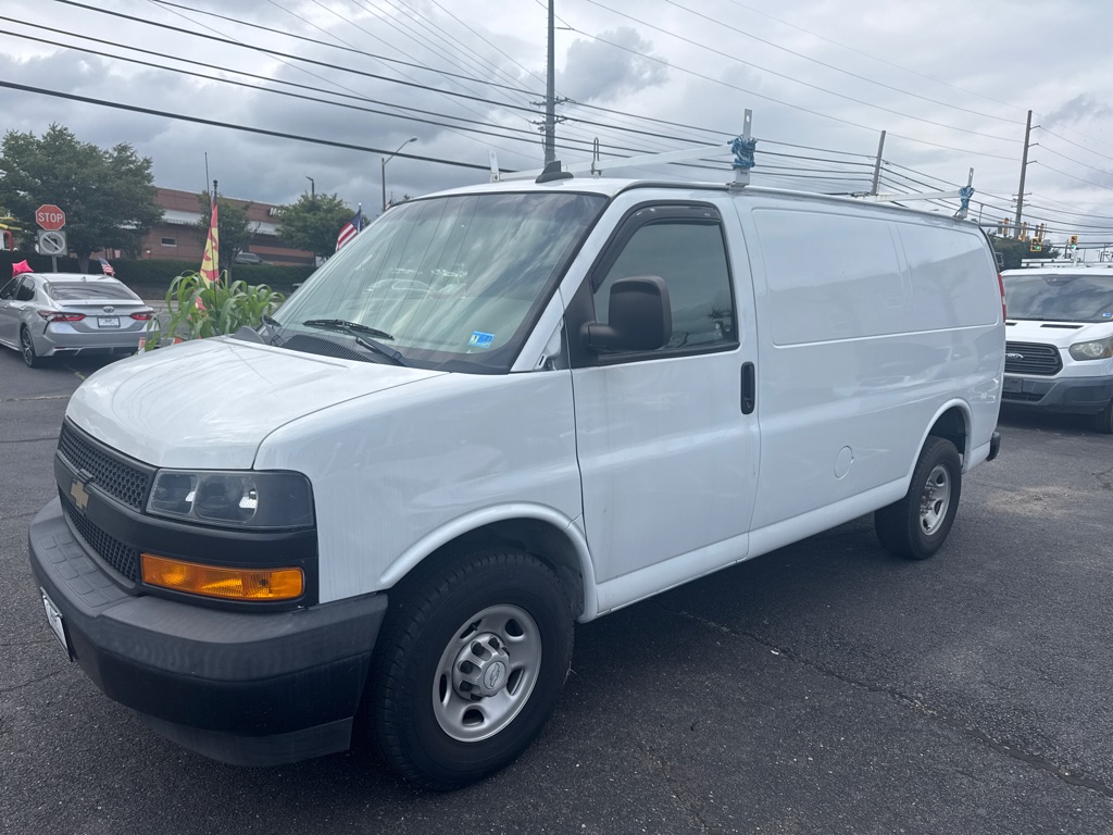 Photo 3 of this CHEVROLET EXPRESS G2500