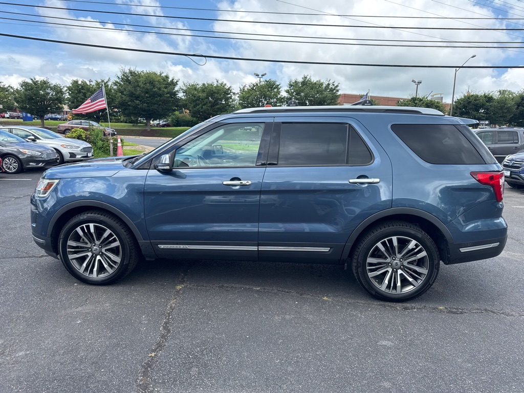 Photo 4 of this FORD EXPLORER