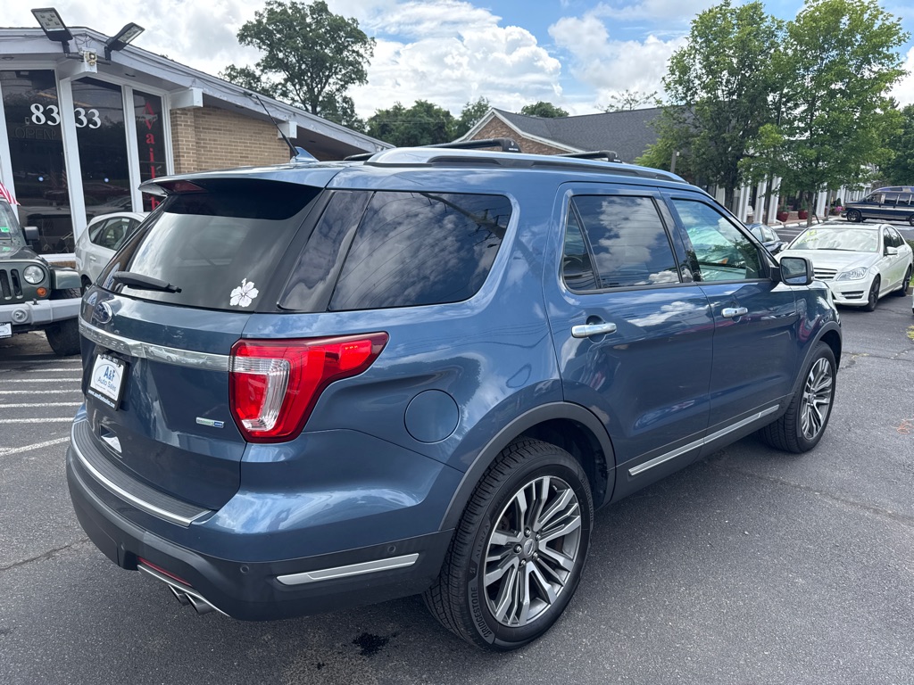 Photo 7 of this FORD EXPLORER