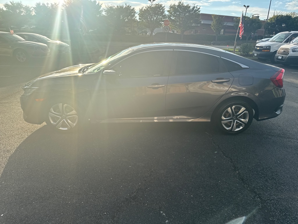 Photo 4 of this HONDA CIVIC