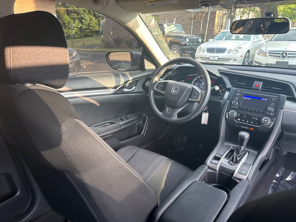 Photo 12 of this HONDA CIVIC