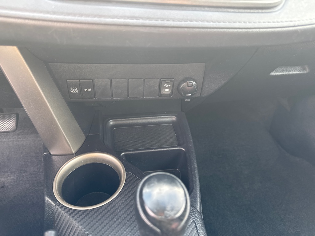 Photo 20 of this TOYOTA RAV4