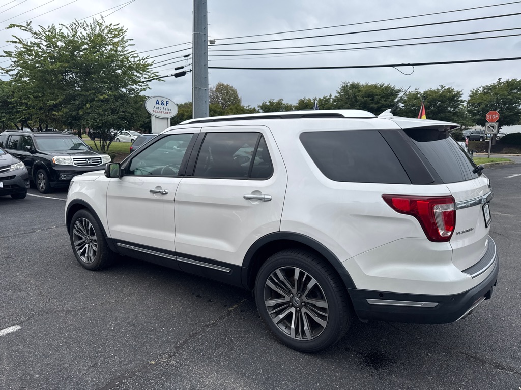 Photo 5 of this FORD EXPLORER