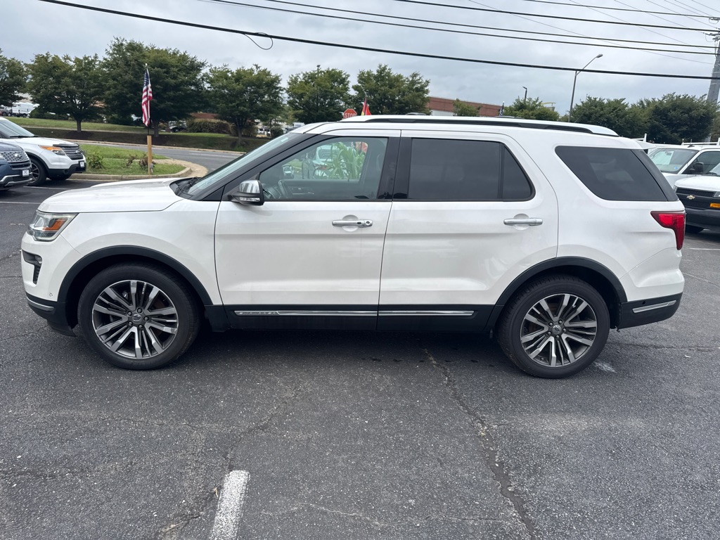 Photo 4 of this FORD EXPLORER