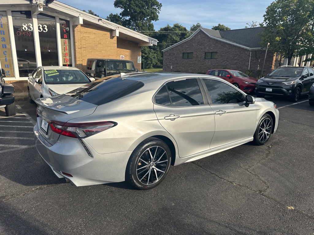 Photo 7 of this TOYOTA CAMRY