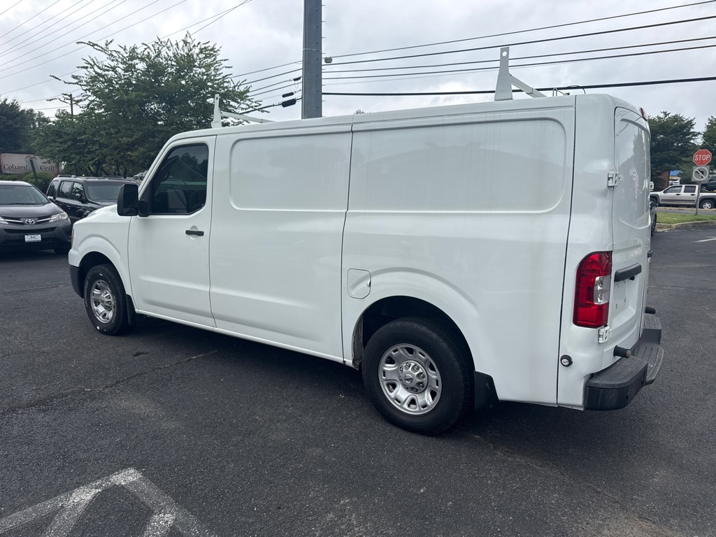 Photo 6 of this NISSAN NV 1500