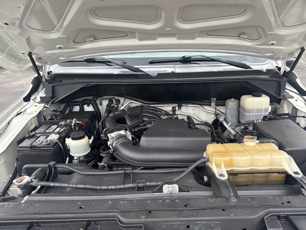 Photo 13 of this NISSAN NV 1500