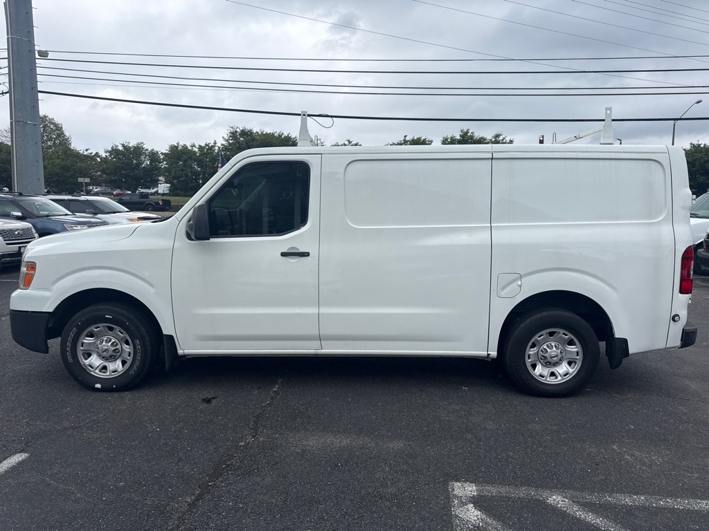 Photo 5 of this NISSAN NV 1500