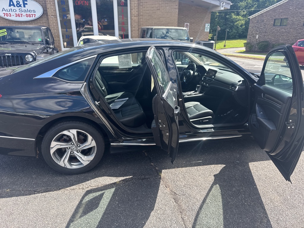 Photo 8 of this HONDA ACCORD