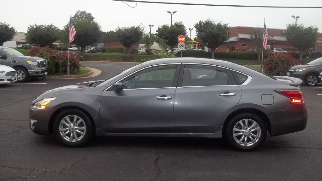 Photo 4 of this NISSAN ALTIMA