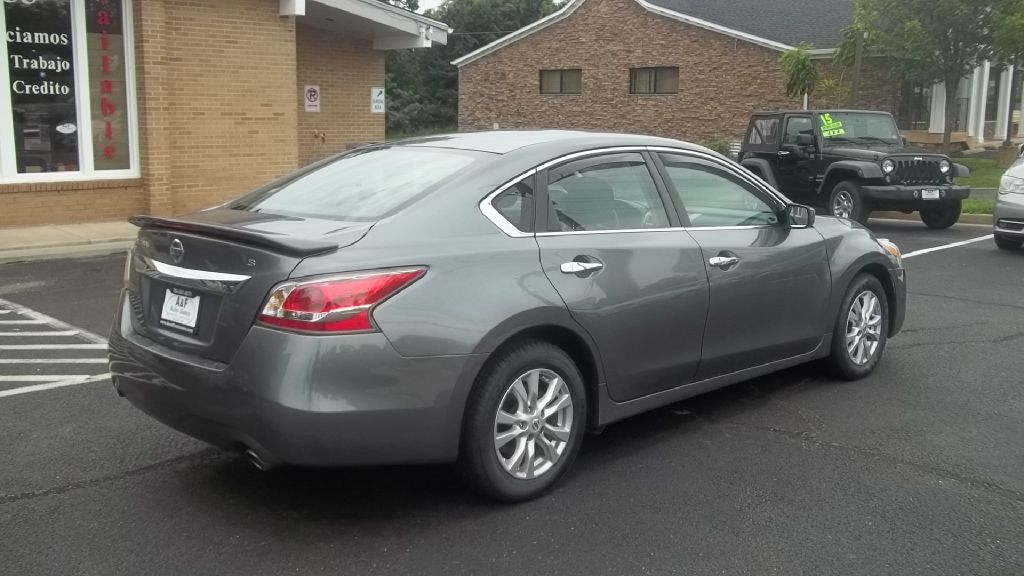 Photo 7 of this NISSAN ALTIMA