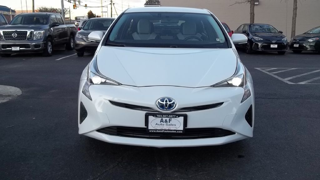 Photo 2 of this TOYOTA PRIUS
