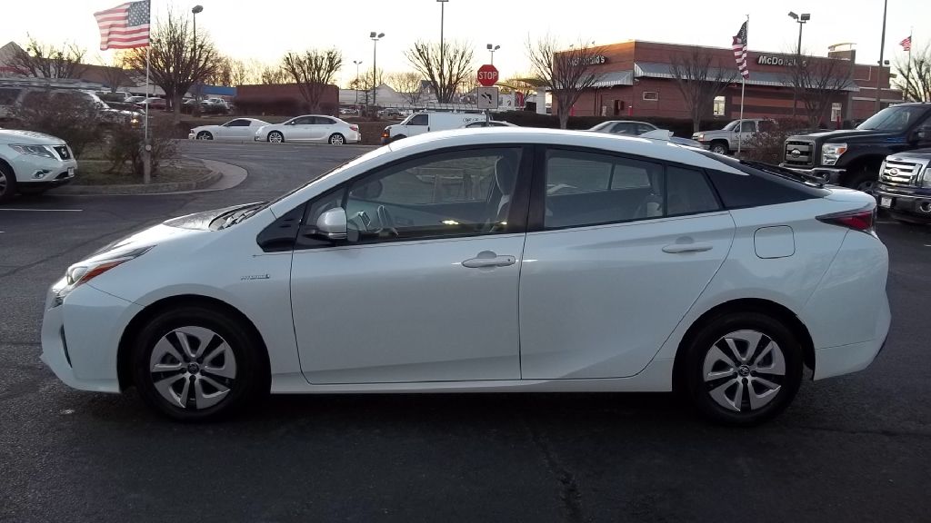 Photo 4 of this TOYOTA PRIUS