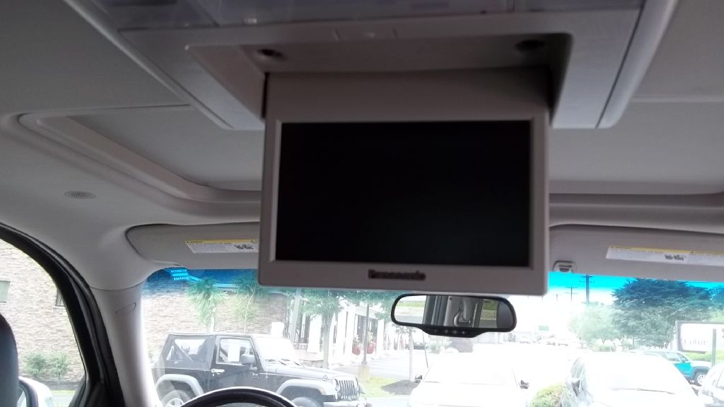 Photo 13 of this CHEVROLET SUBURBAN