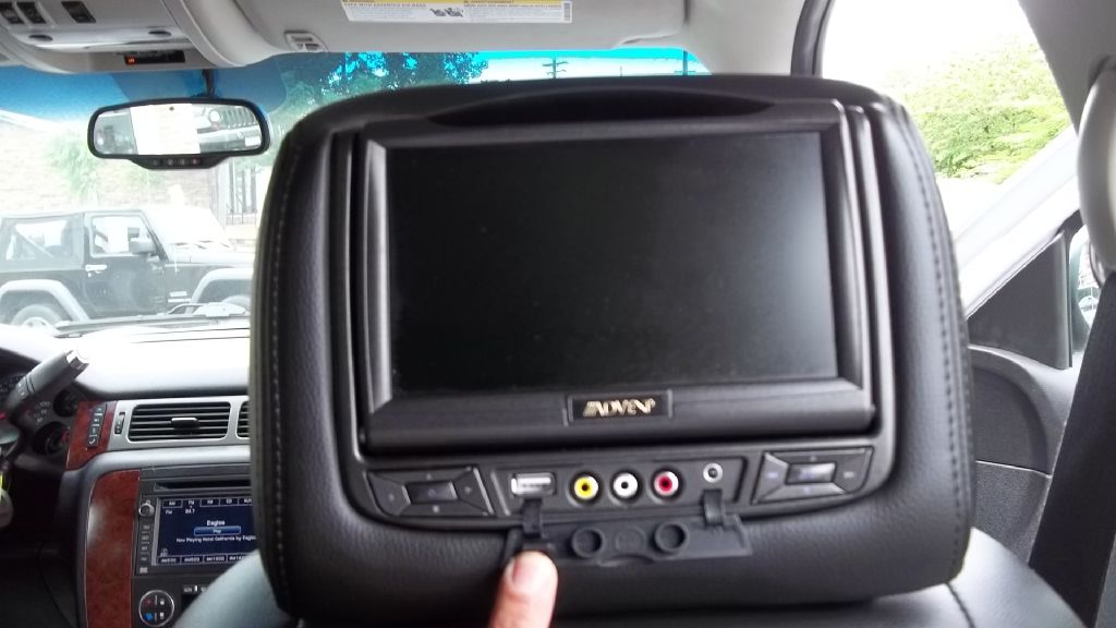 Photo 14 of this CHEVROLET SUBURBAN