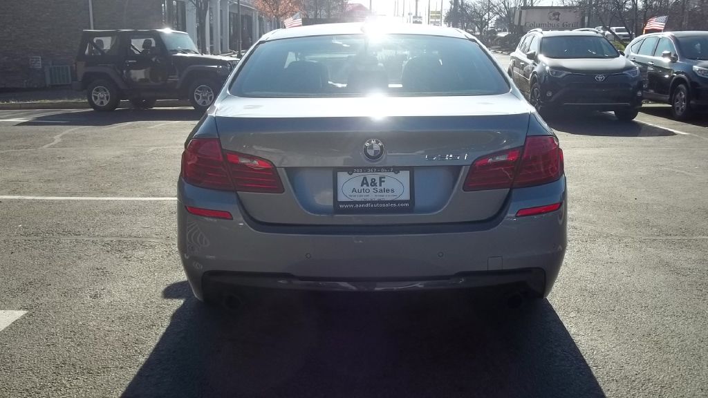 Photo 6 of this BMW 535