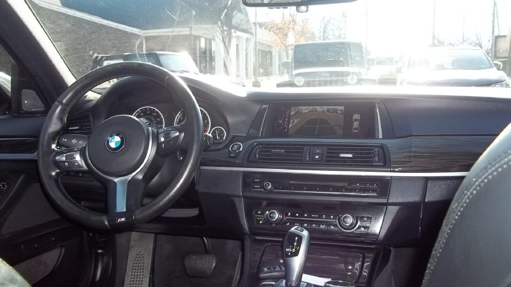 Photo 13 of this BMW 535