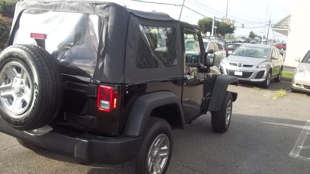 Photo 6 of this JEEP WRANGLER