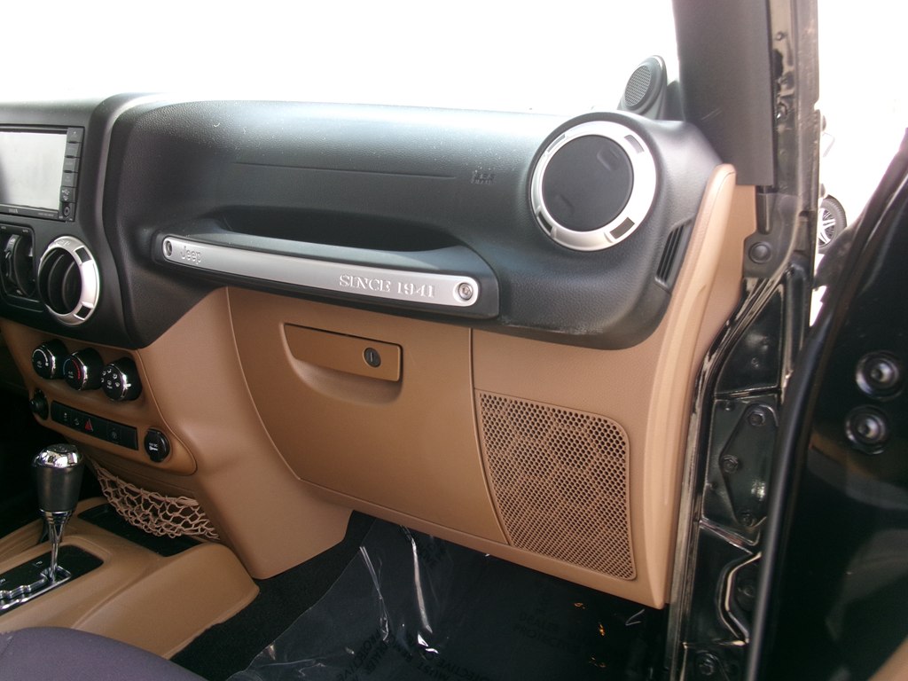 Photo 31 of this JEEP WRANGLER UNLIMI