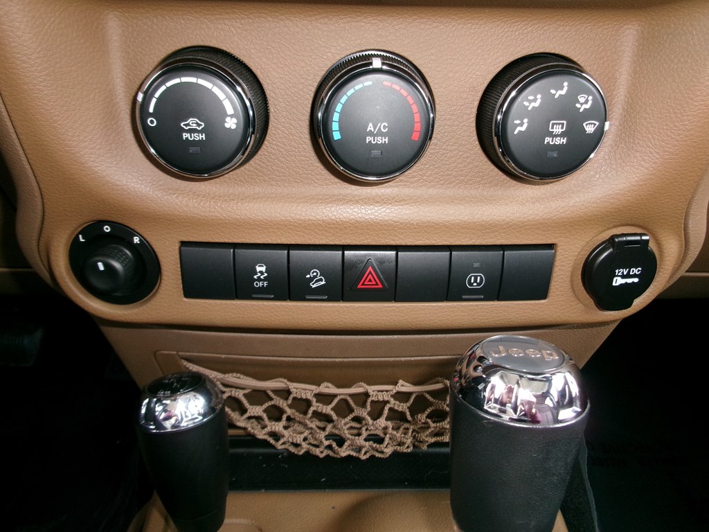 Photo 52 of this JEEP WRANGLER UNLIMI