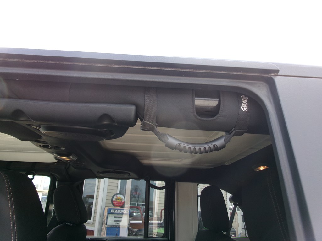 Photo 25 of this JEEP WRANGLER UNLIMI