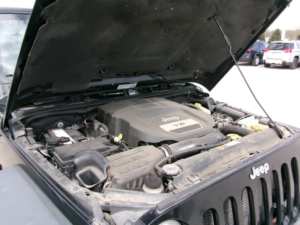 Photo 65 of this JEEP WRANGLER UNLIMI