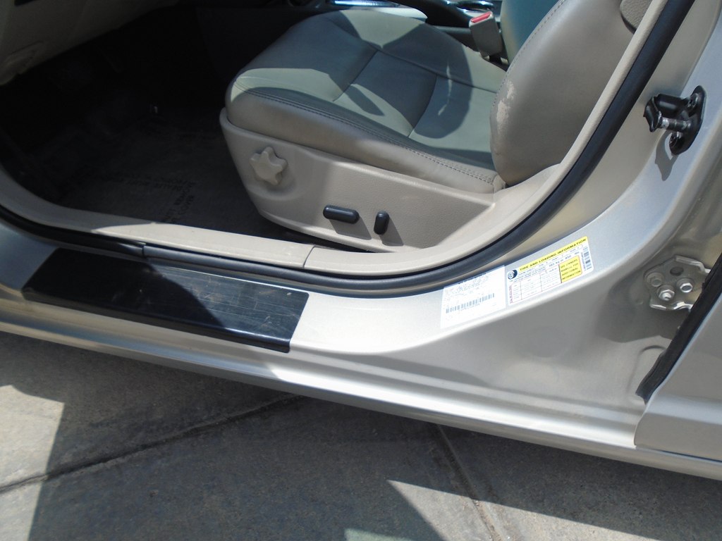 Photo 16 of this FORD FUSION