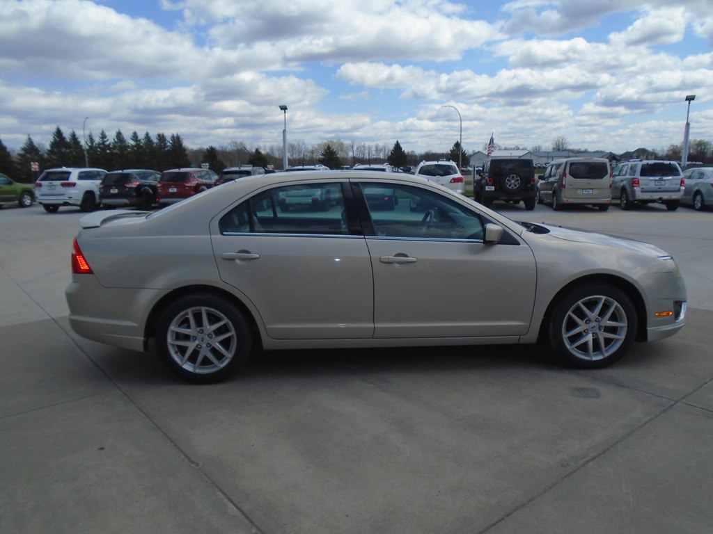 Photo 5 of this FORD FUSION