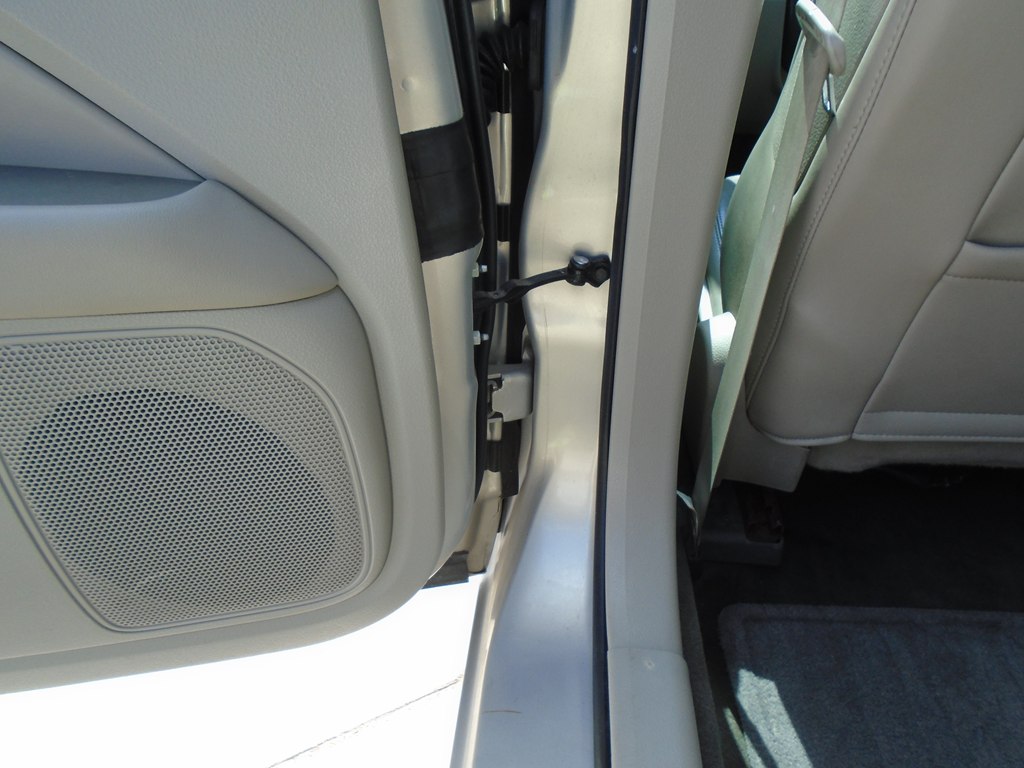 Photo 23 of this FORD FUSION