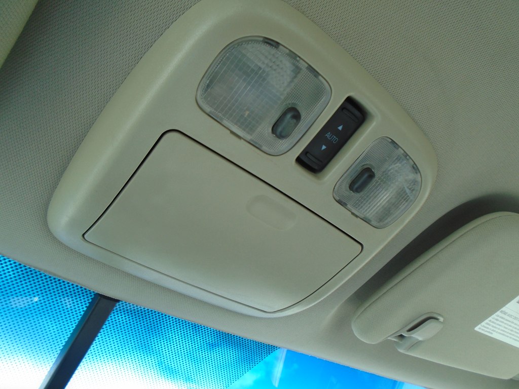 Photo 47 of this FORD FUSION