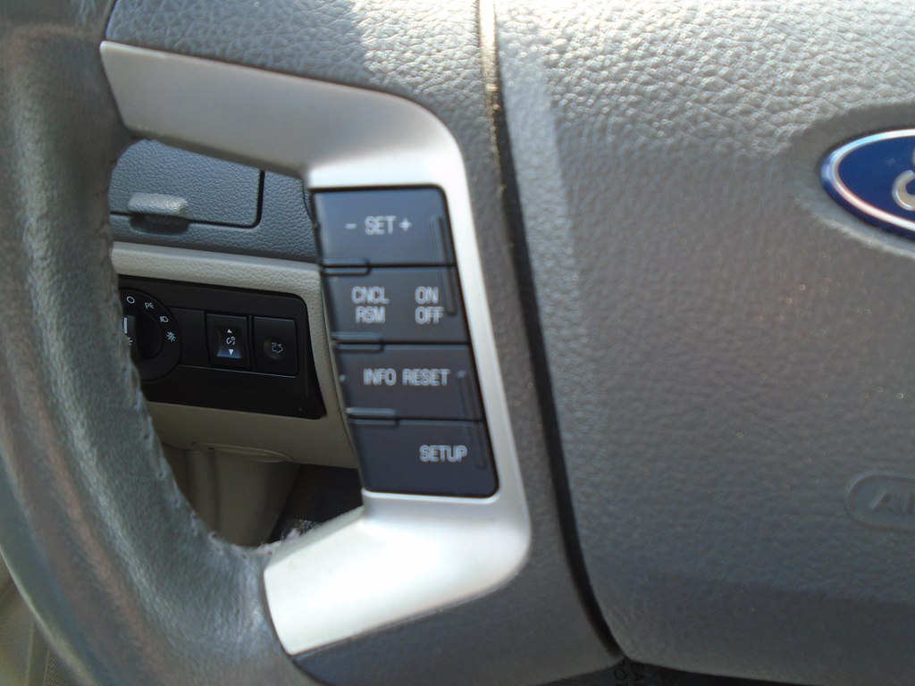 Photo 37 of this FORD FUSION