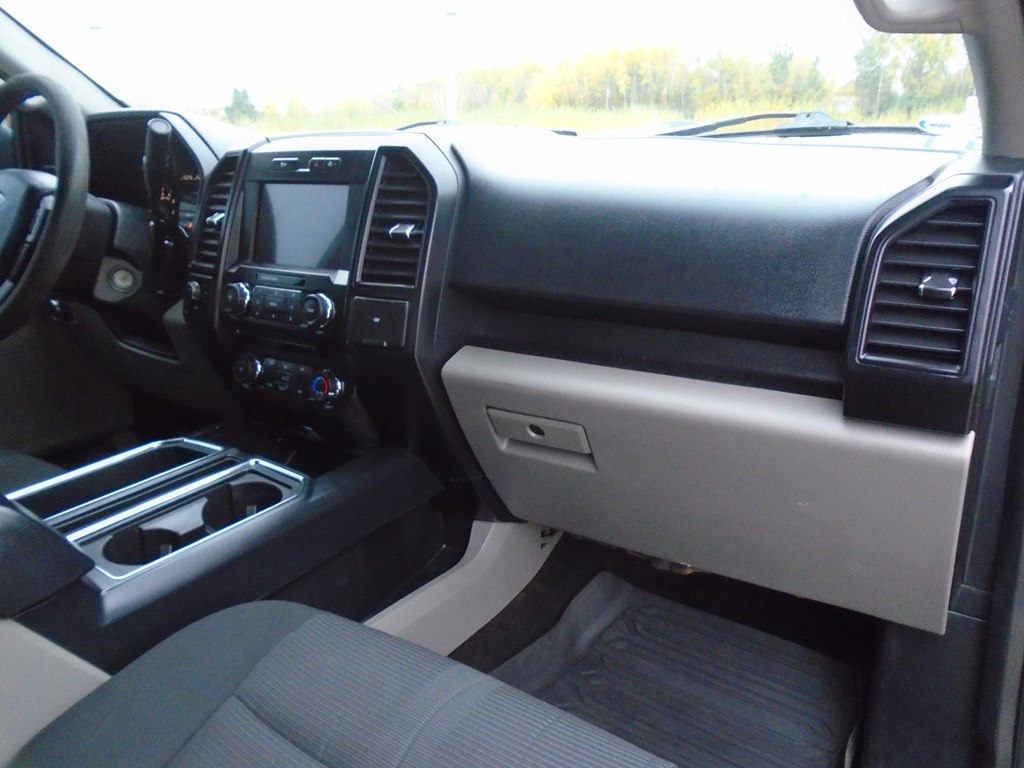 Photo 27 of this FORD F150
