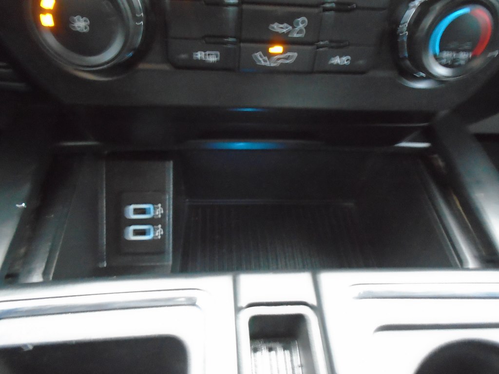 Photo 50 of this FORD F150