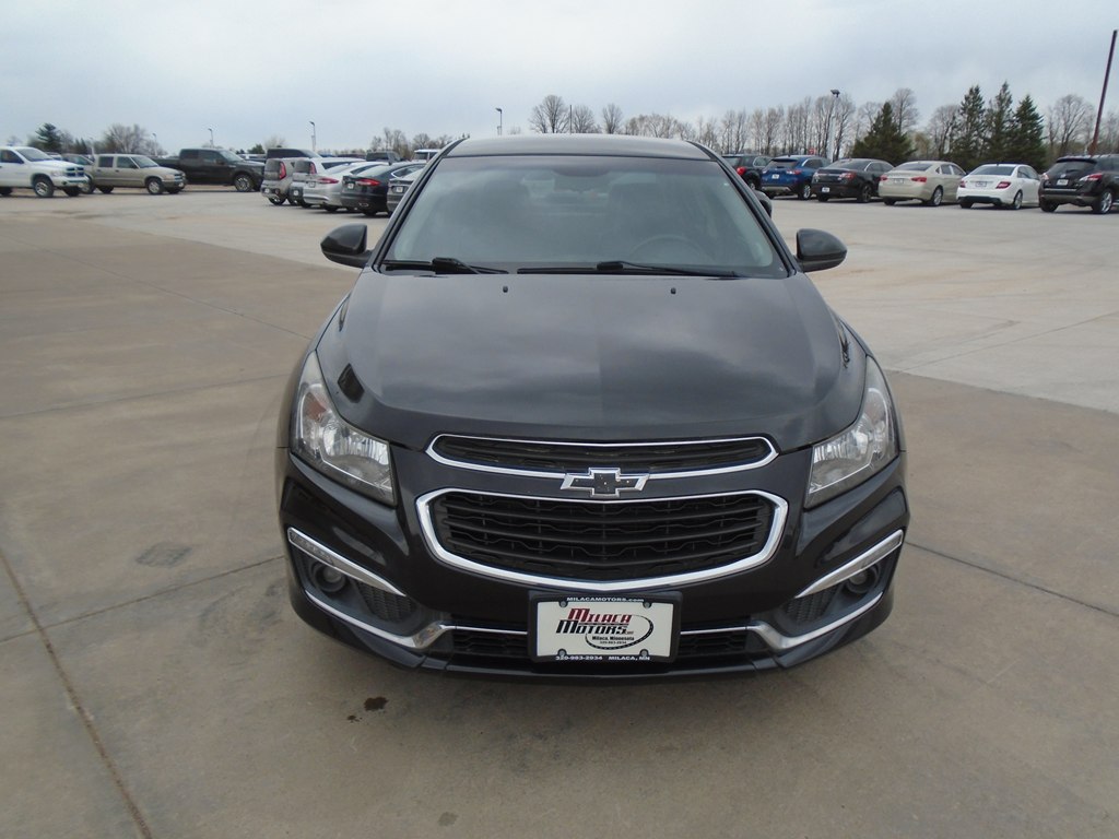 Photo 9 of this CHEVROLET CRUZE