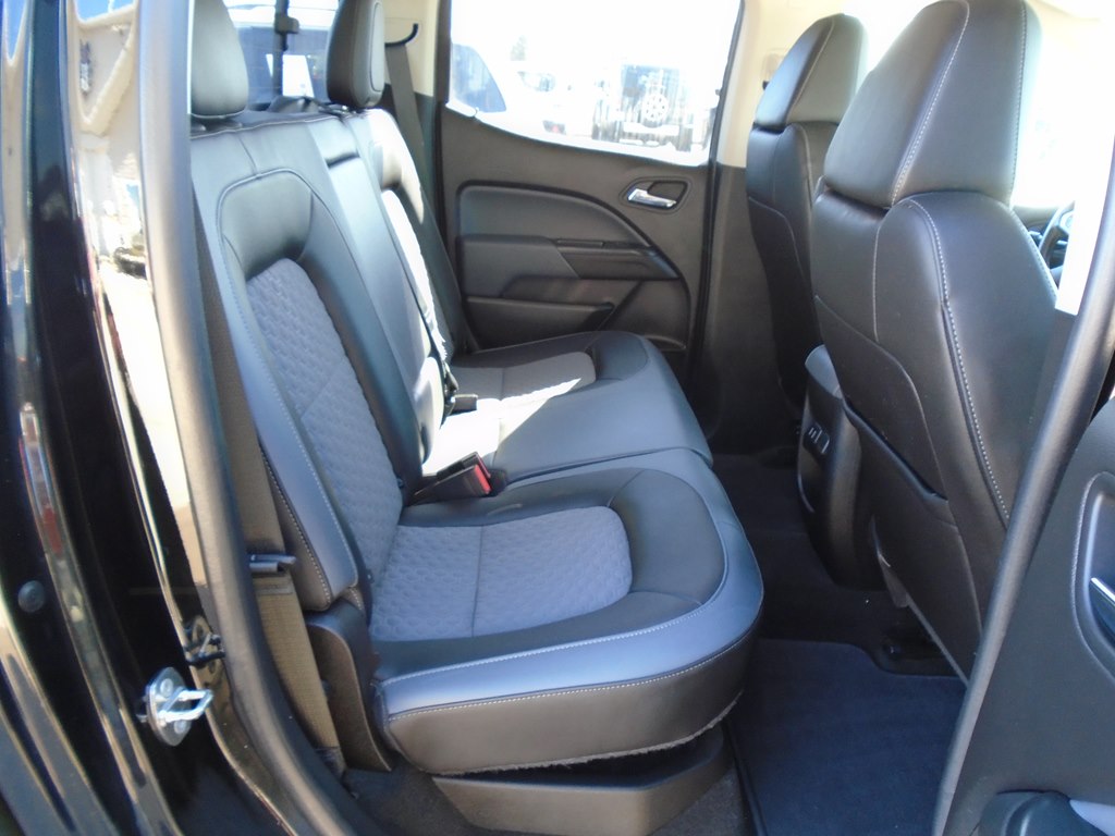 Photo 42 of this CHEVROLET COLORADO