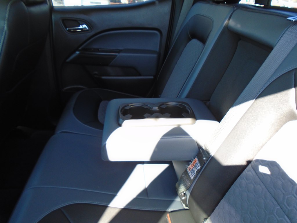 Photo 26 of this CHEVROLET COLORADO